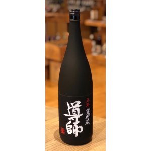 画像1: 導師 五年甕貯蔵 芋焼酎25度 1.8L