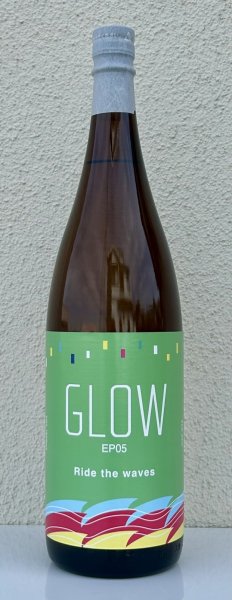 画像2: 若潮 GLOW EP05 芋焼酎25度 1.8L (2)